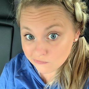 Meet your Posher, Meredith